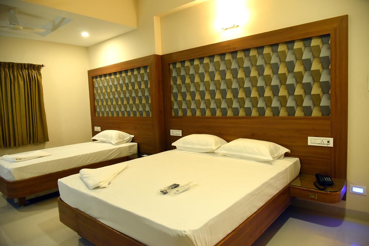 Hotel Gokulgrande Erode Ngoại thất bức ảnh