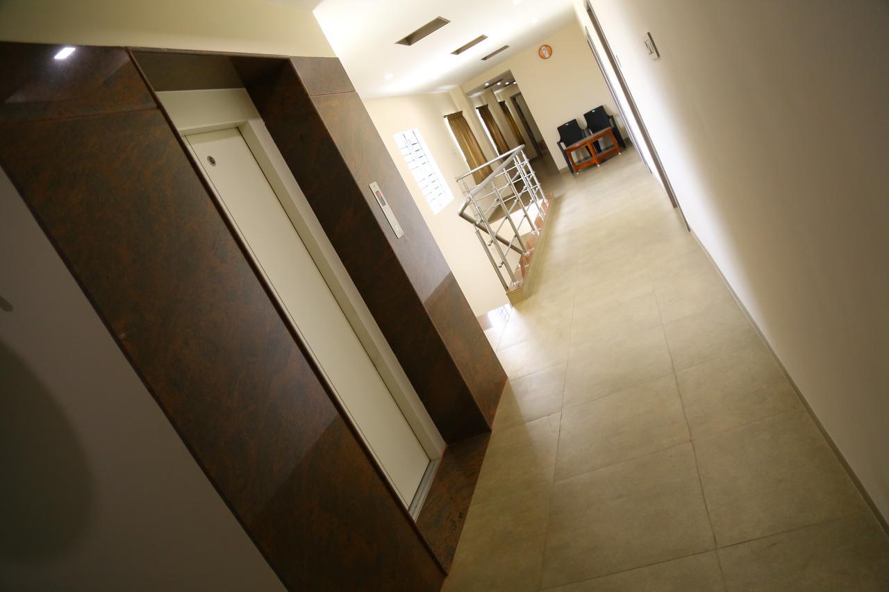 Hotel Gokulgrande Erode Ngoại thất bức ảnh