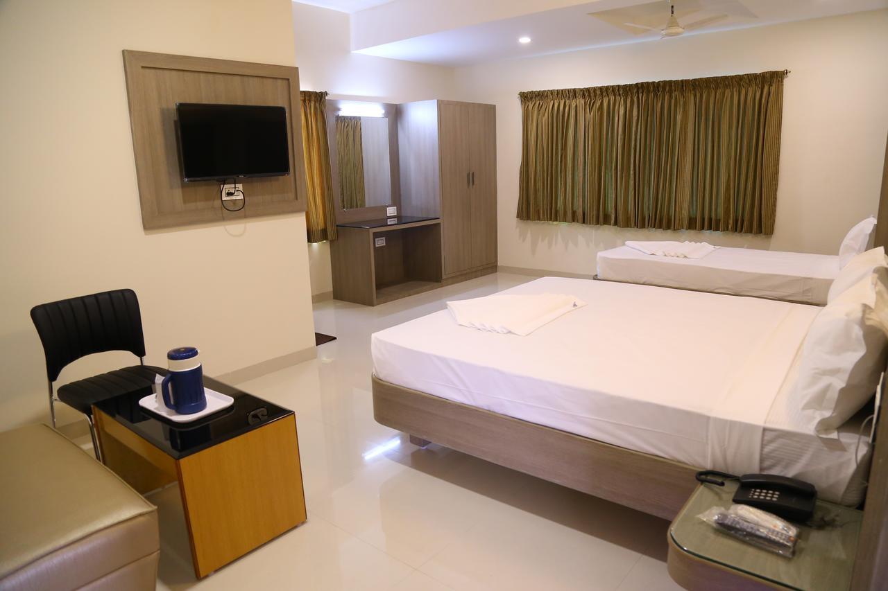 Hotel Gokulgrande Erode Ngoại thất bức ảnh