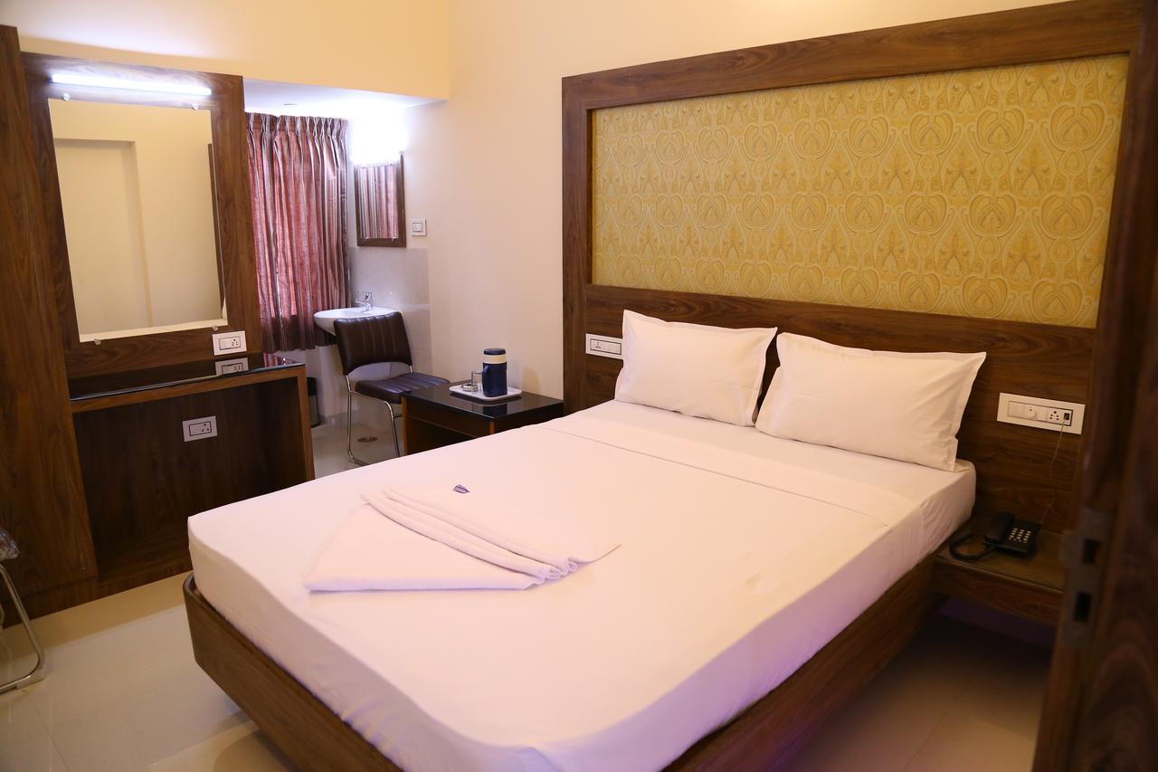 Hotel Gokulgrande Erode Ngoại thất bức ảnh