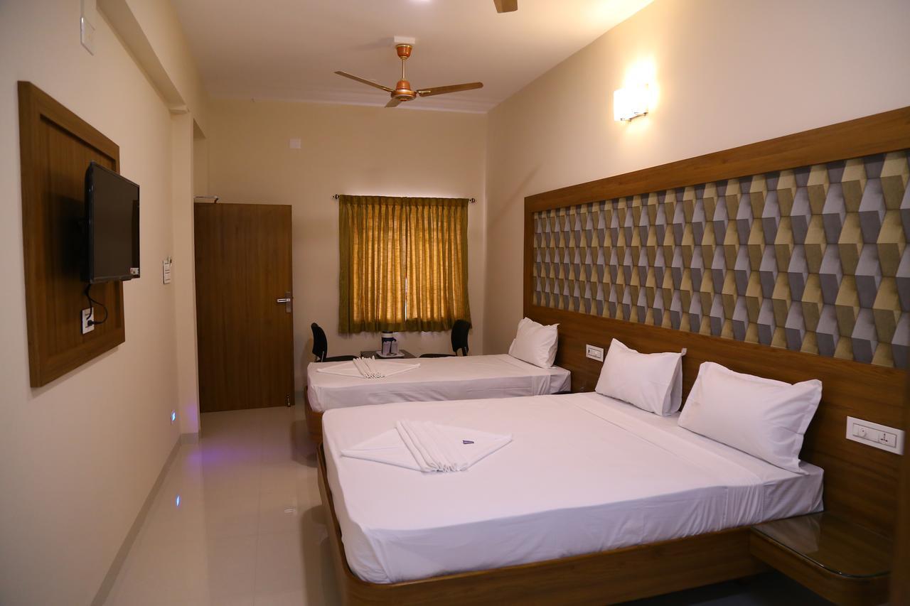 Hotel Gokulgrande Erode Ngoại thất bức ảnh